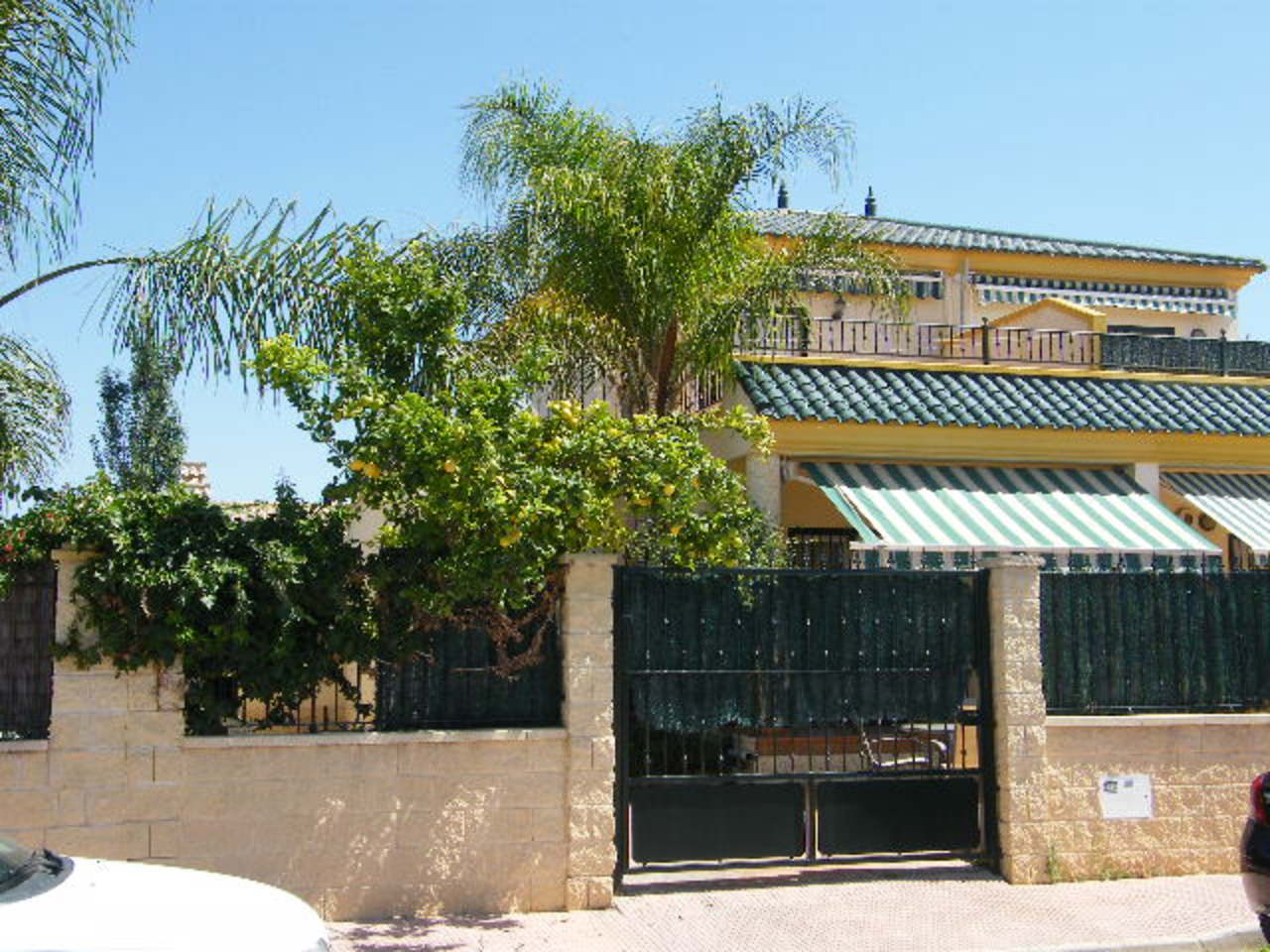3 bedroom house / villa for sale in Daya Nueva, Costa Blanca