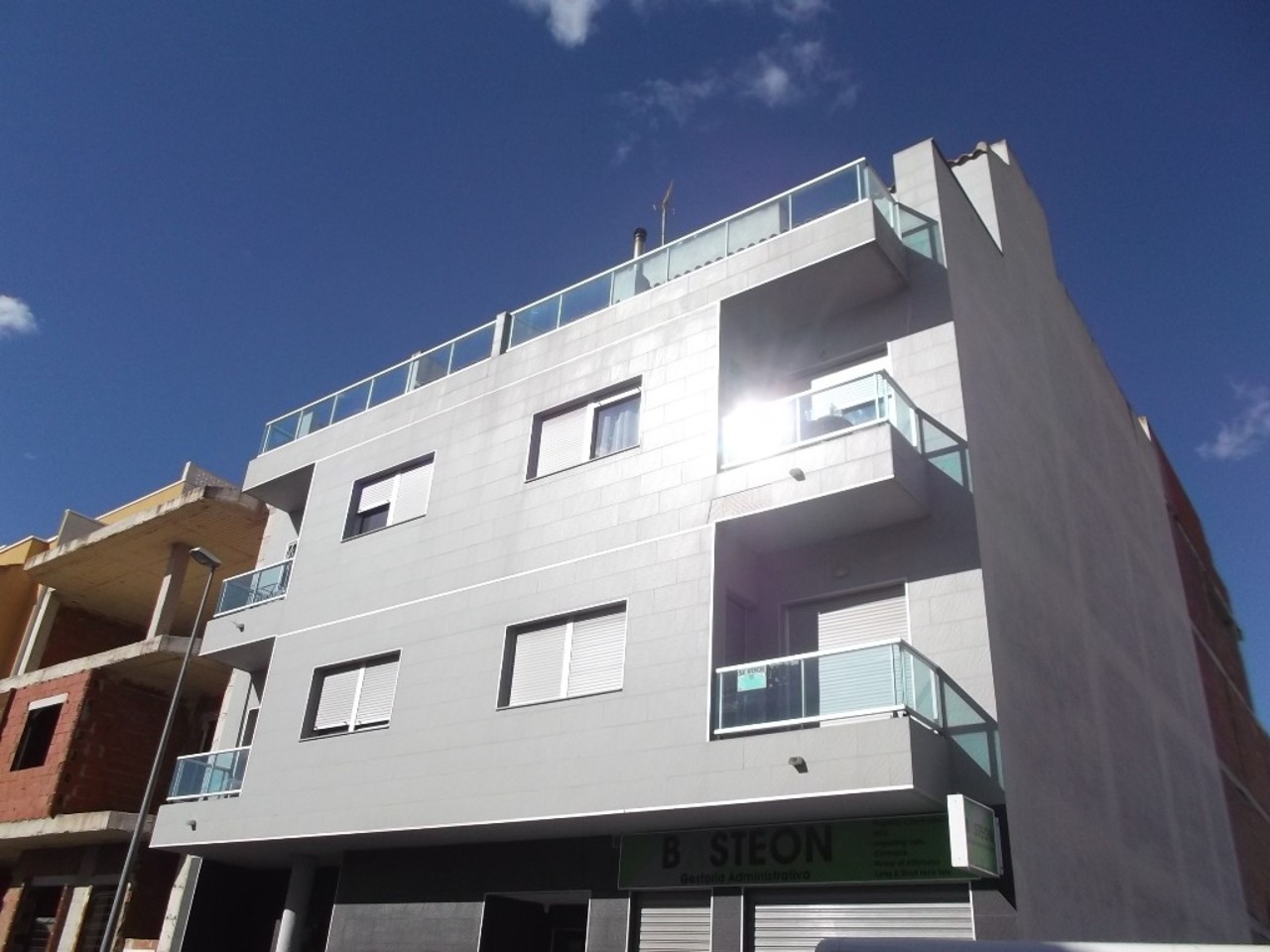 2 bedroom apartment / flat for sale in Formentera Del Segura, Costa Blanca