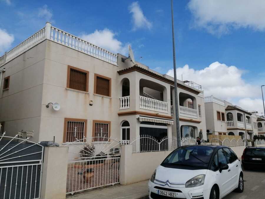 For sale: 2 bedroom apartment / flat in Daya Vieja
